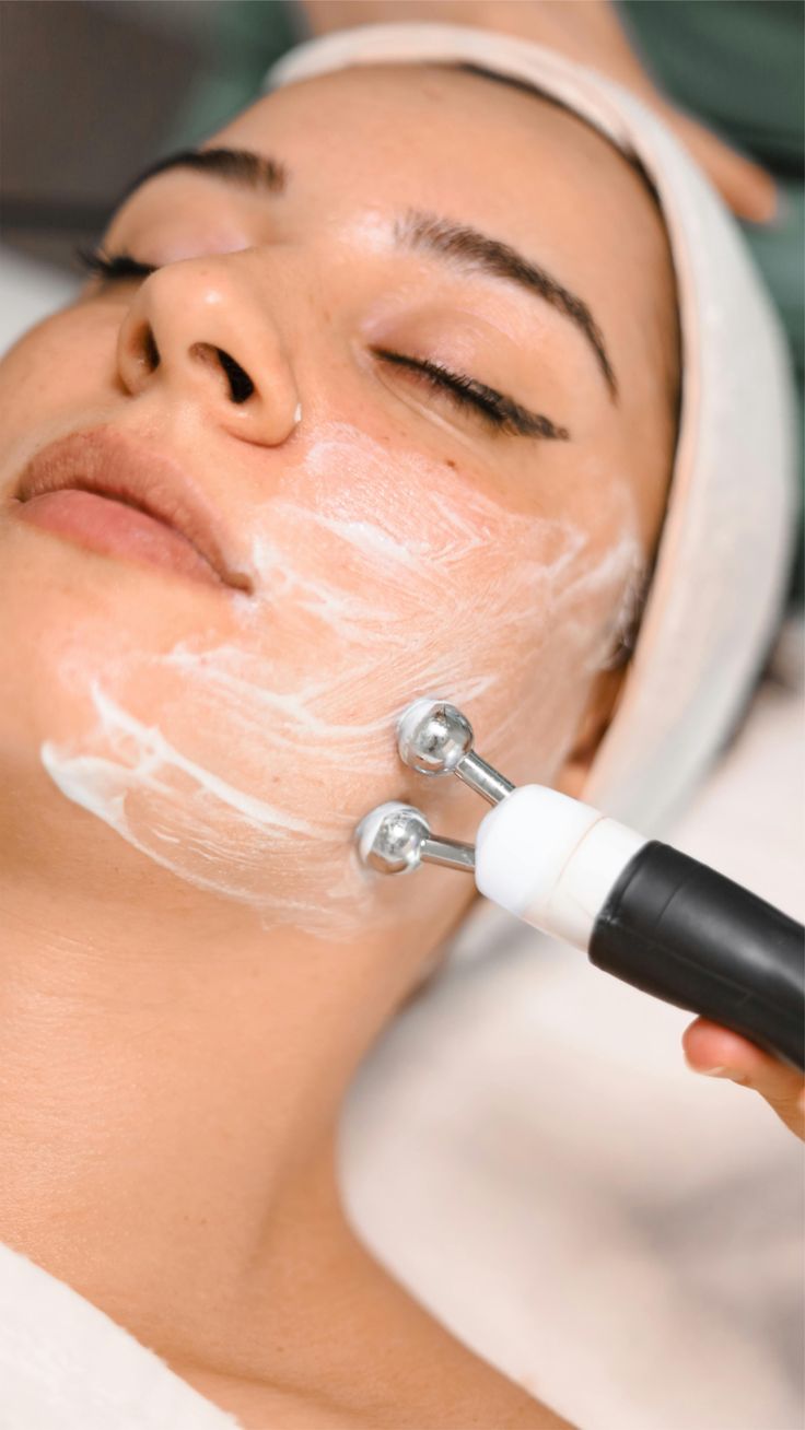 Hydra Facial